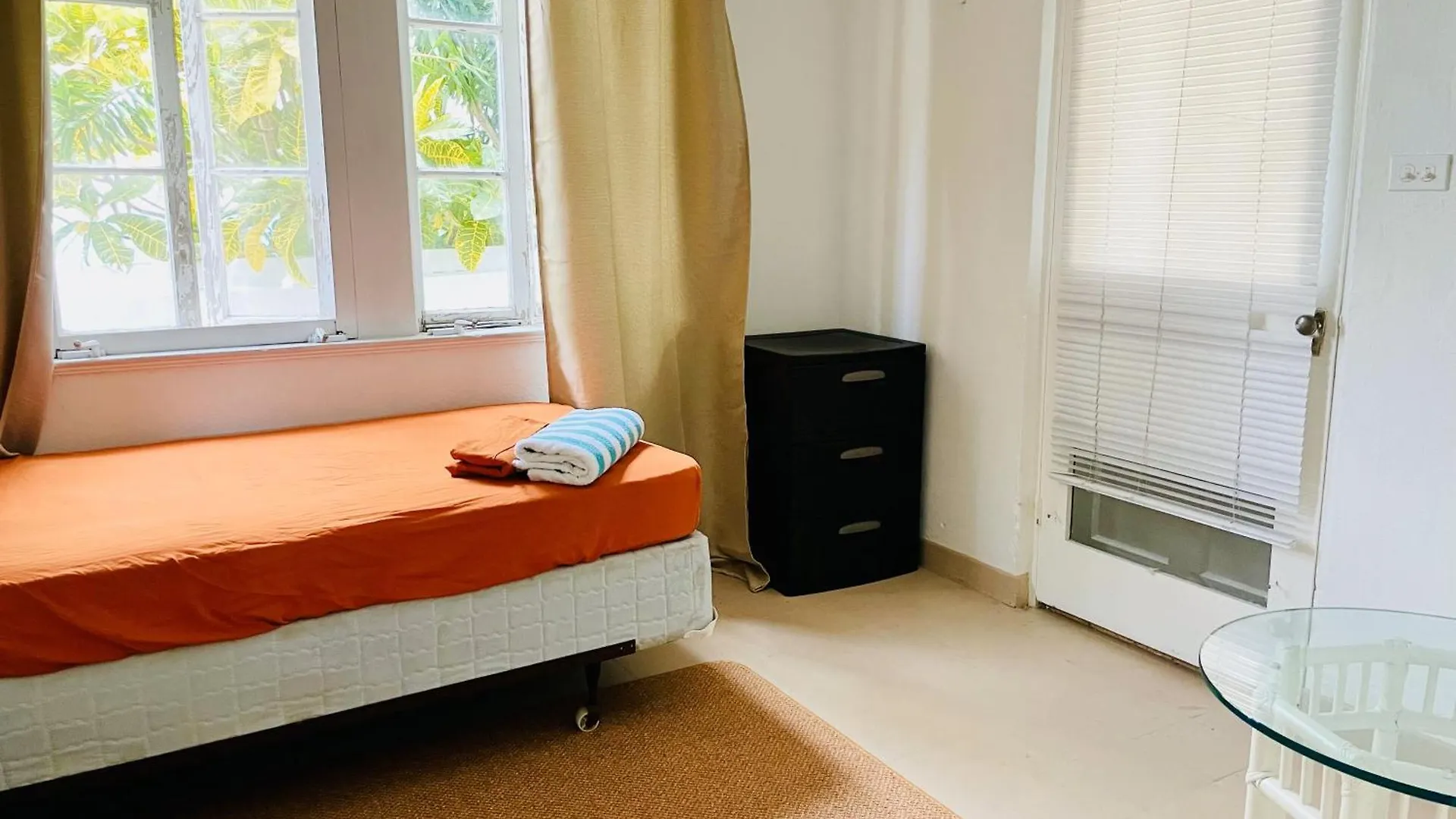 Hillcrest Hostel Nassau 0*,  Bahamas