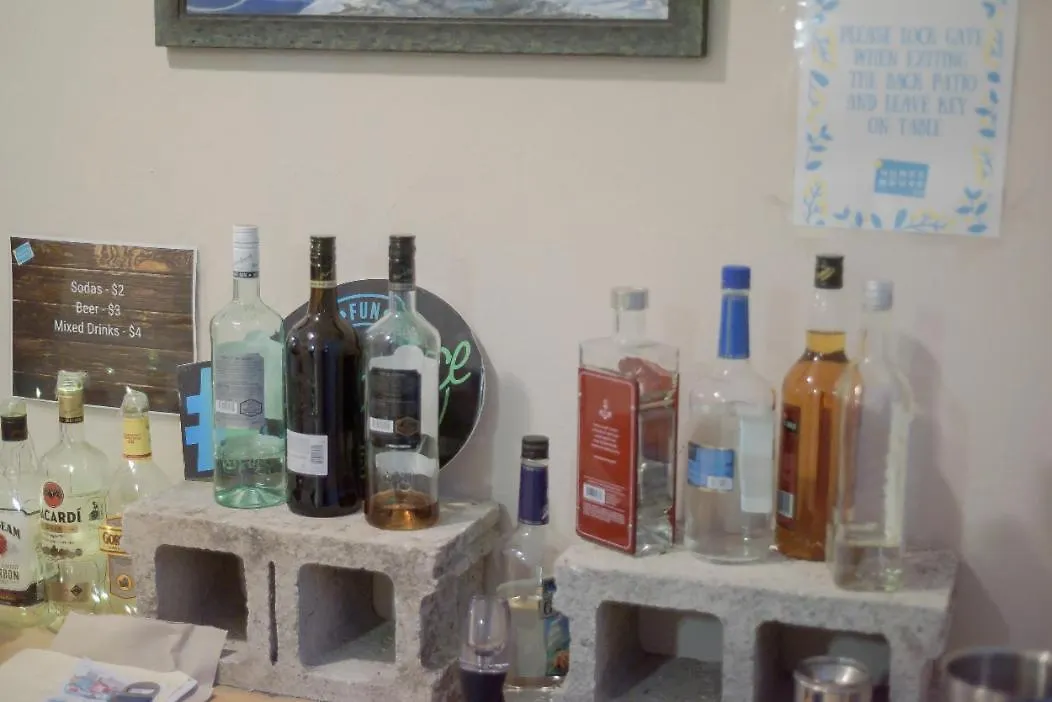 Hillcrest Hostel Nassau 0*,  Bahamas